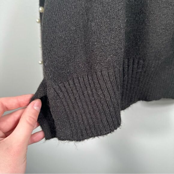 Sincerely Jules Pearl Studded Balloon Sleeve Black Pullover Sweater Size Medium - Picture 7 of 13